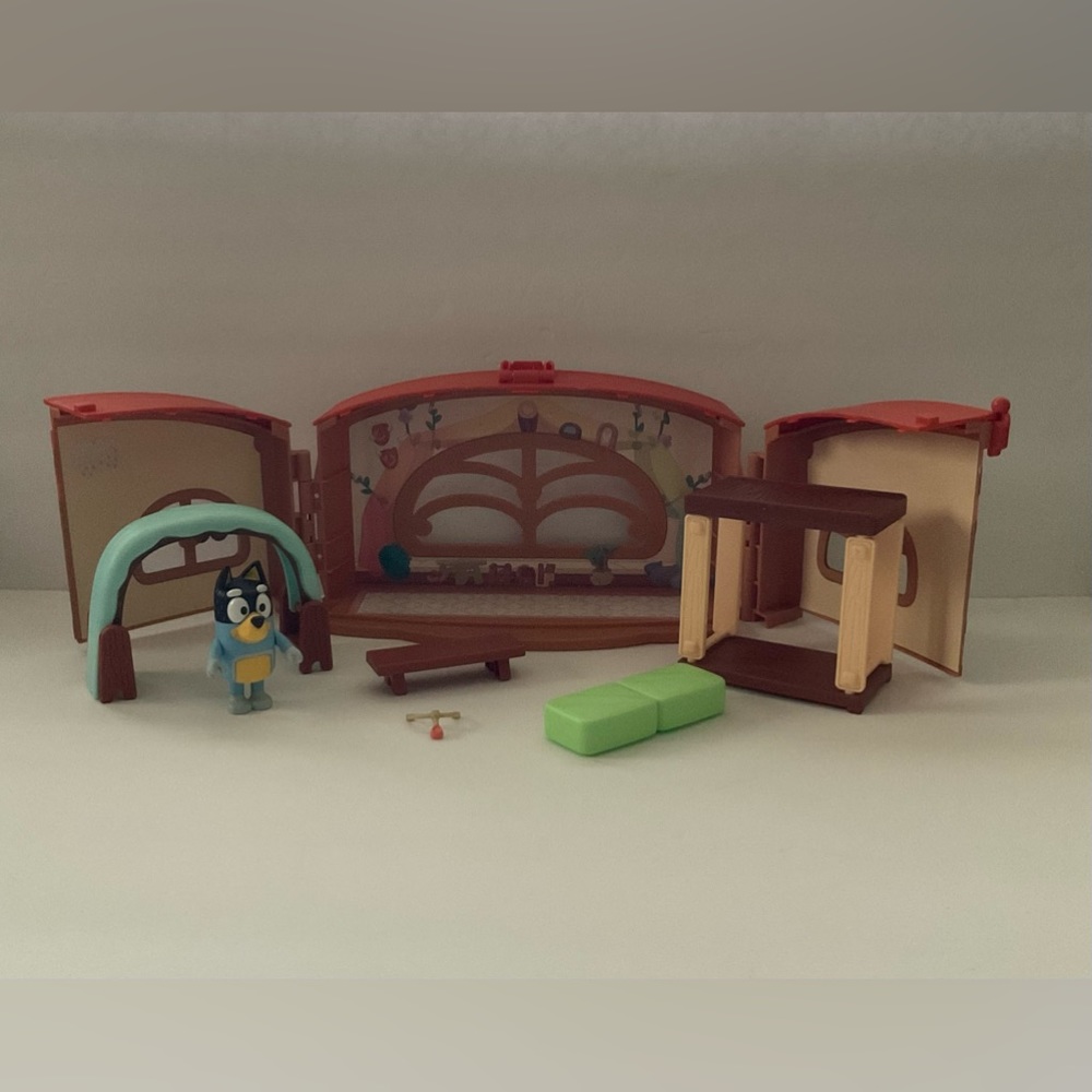 Bluey’s School Playset